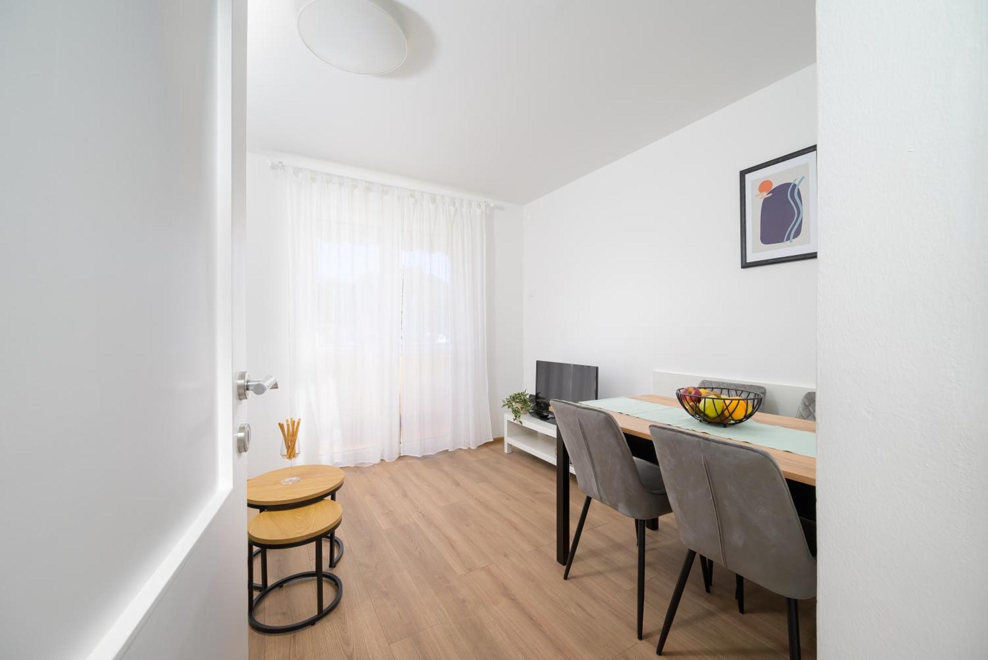 Apartment Pina Porec Exterior photo